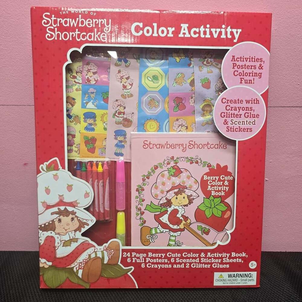 Strawberry Shortcake Color Activity Set